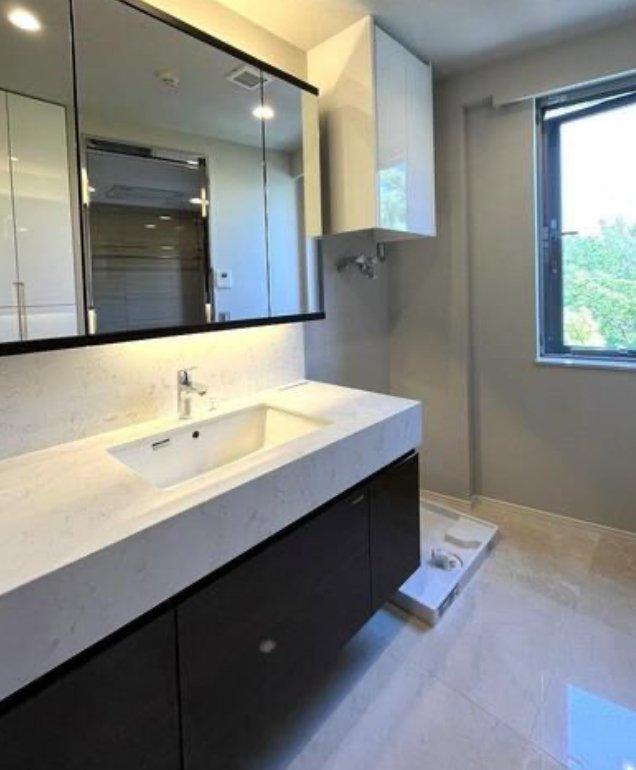 RoyalSeason Azabu Nagasaka - PDJ Indonesia