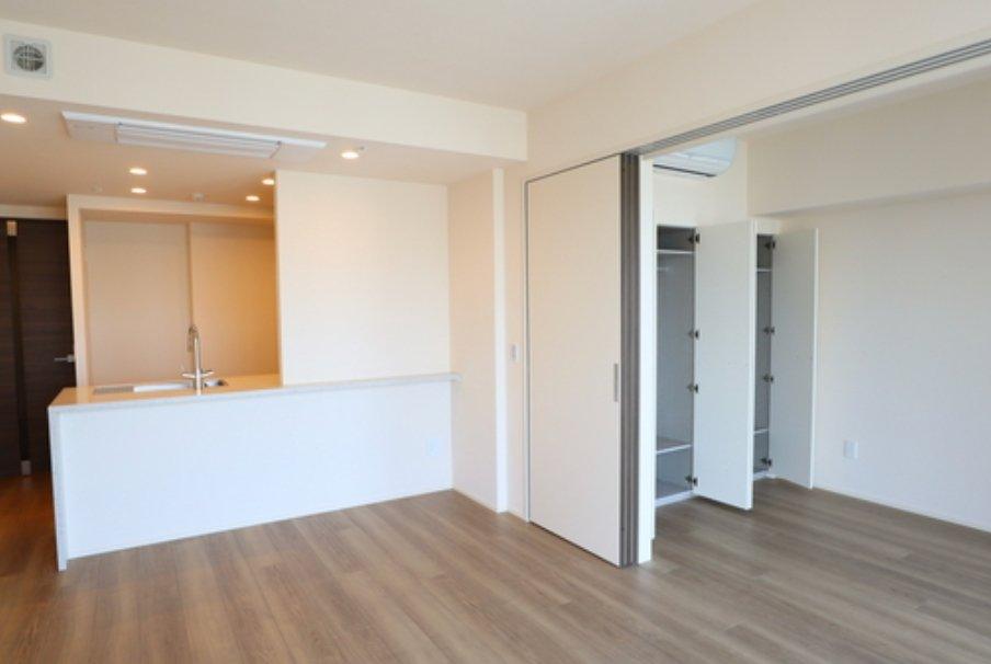 Shirokane THE Sky East Wing - PDJ Indonesia