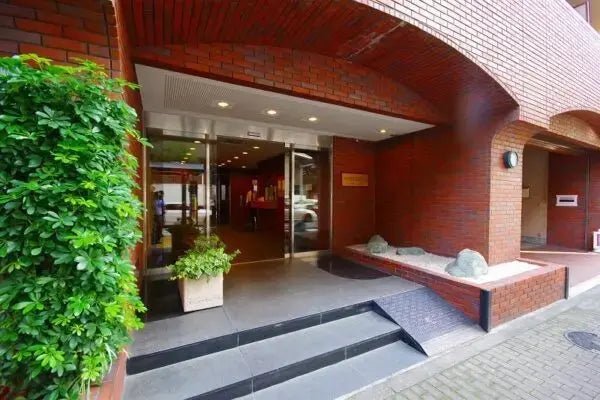 Studio Apartment Unit in NIshi-Shinjuku for Sale. - PDJ Indonesia