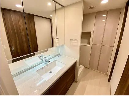 THE URBANEX KYOTOSANJODORI - PDJ Indonesia