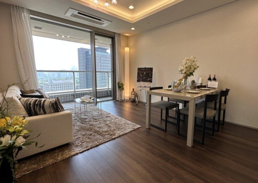 Tokyo Park Tower, 1, Kandajinbocho, Chiyoda-ku - PDJ Indonesia