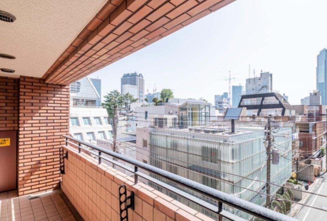 WESENT Akasaka Shinsaka - PDJ Indonesia