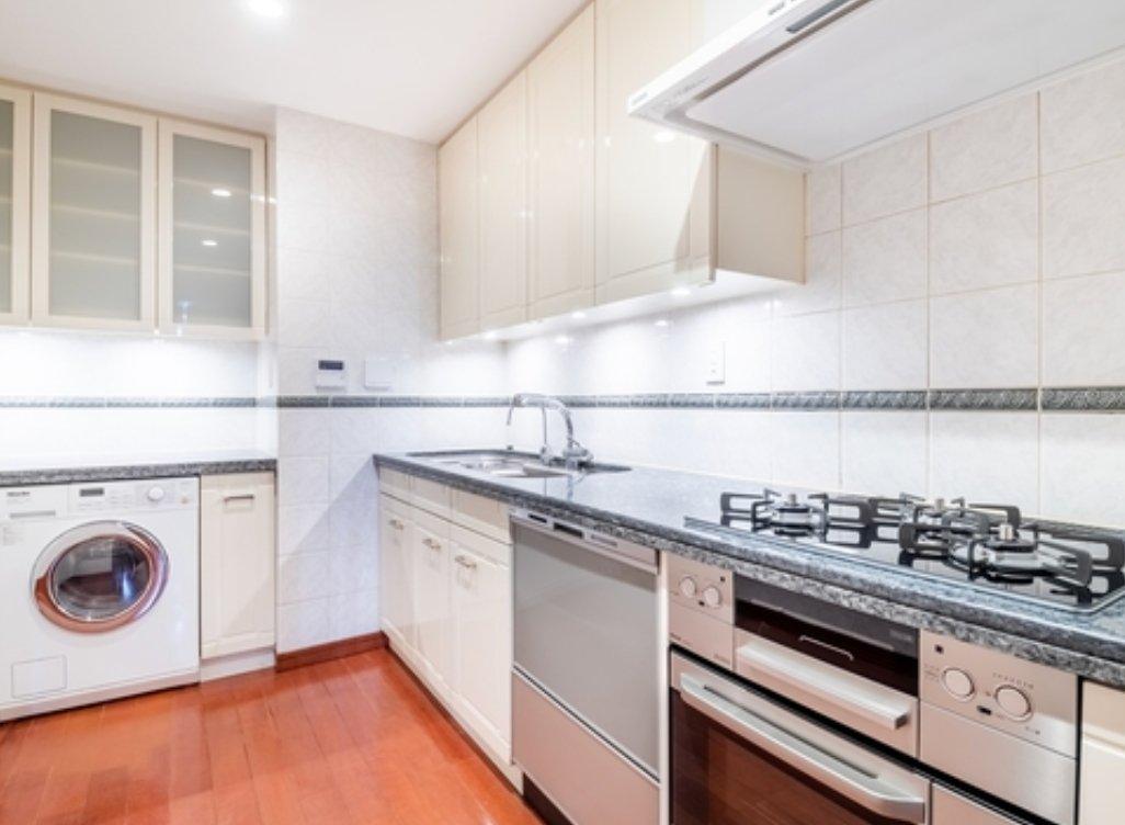 WESENT Akasaka Shinsaka - PDJ Indonesia