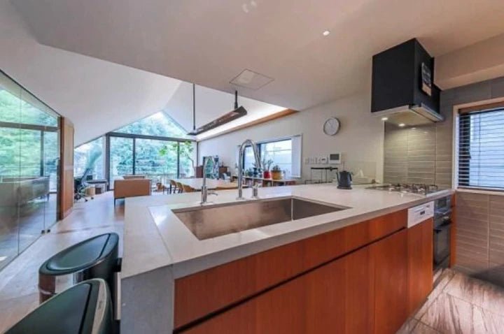 Yakumo 5 Chome House - PDJ Indonesia