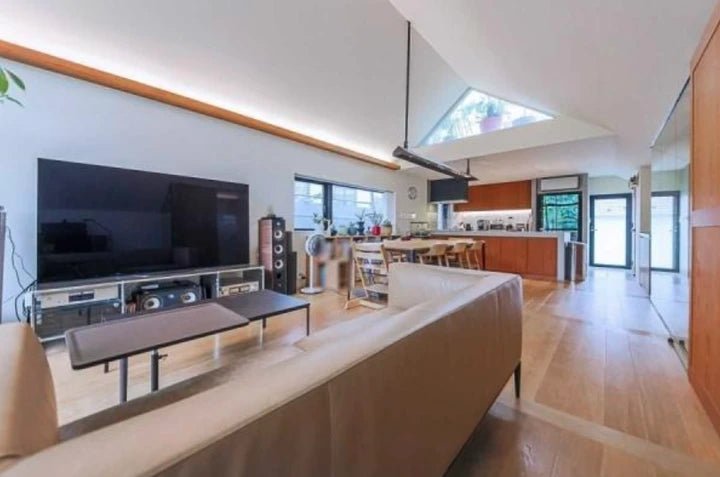 Yakumo 5 Chome House - PDJ Indonesia